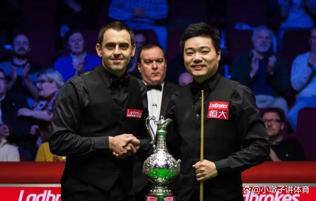 关于【明星碰撞】丁俊晖和奥沙利文的经典对决瞬间回放的信息 关于【明星碰撞】丁俊晖和奥沙利文的经典对决瞬间回放的信息