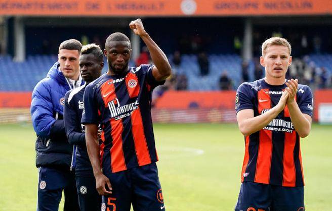 包含法甲全新球迷互动体验,推动联赛品牌向前发展的词条 包含法甲全新球迷互动体验,推动联赛品牌向前发展的词条