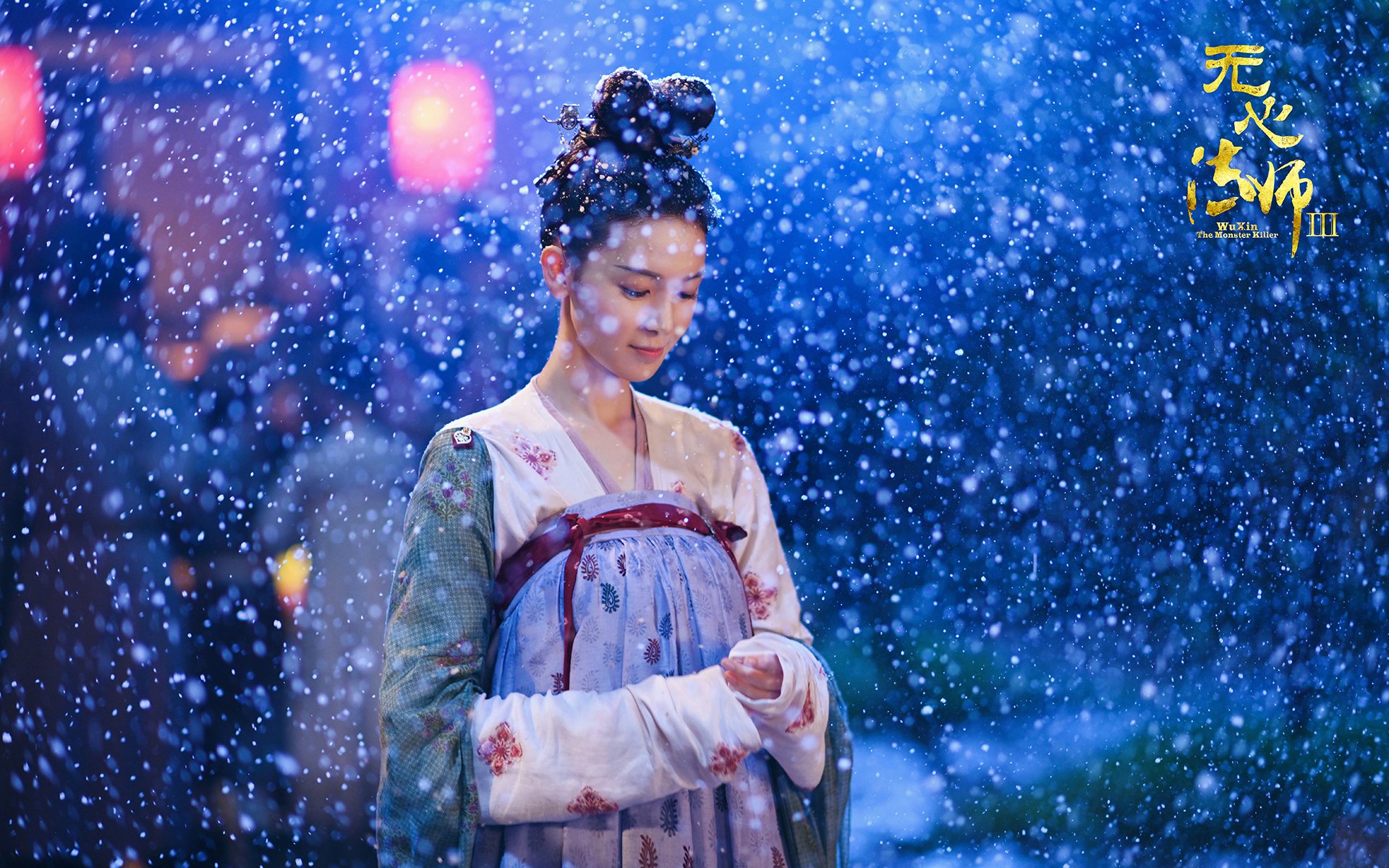 米兰体育正版平台-2019年总决赛第4场：库里在第一节就投进连续两个长距离三分，开启“火力模式”