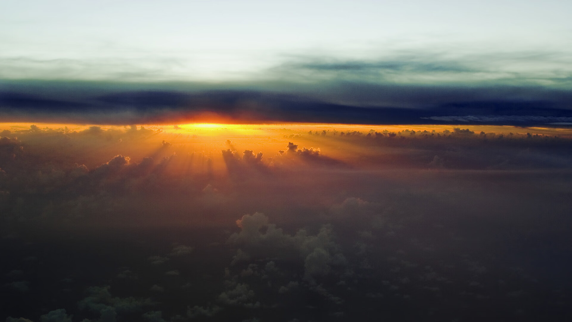 _极地冰川登山：攀越天际线的壮丽旅程_，极地冰川在哪里