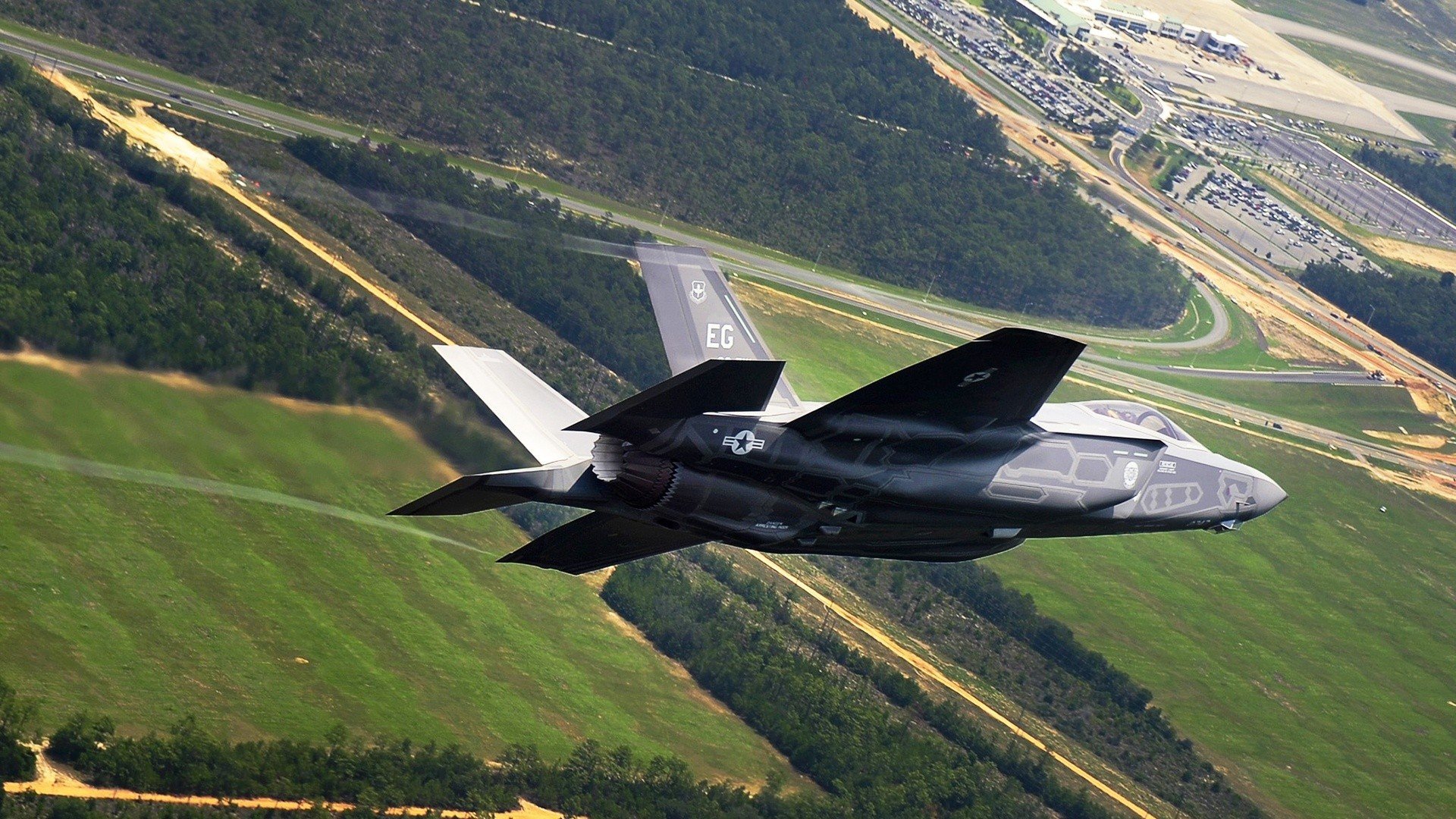 日本某球队遗憾落败,球迷心疼不已,日本球队比赛